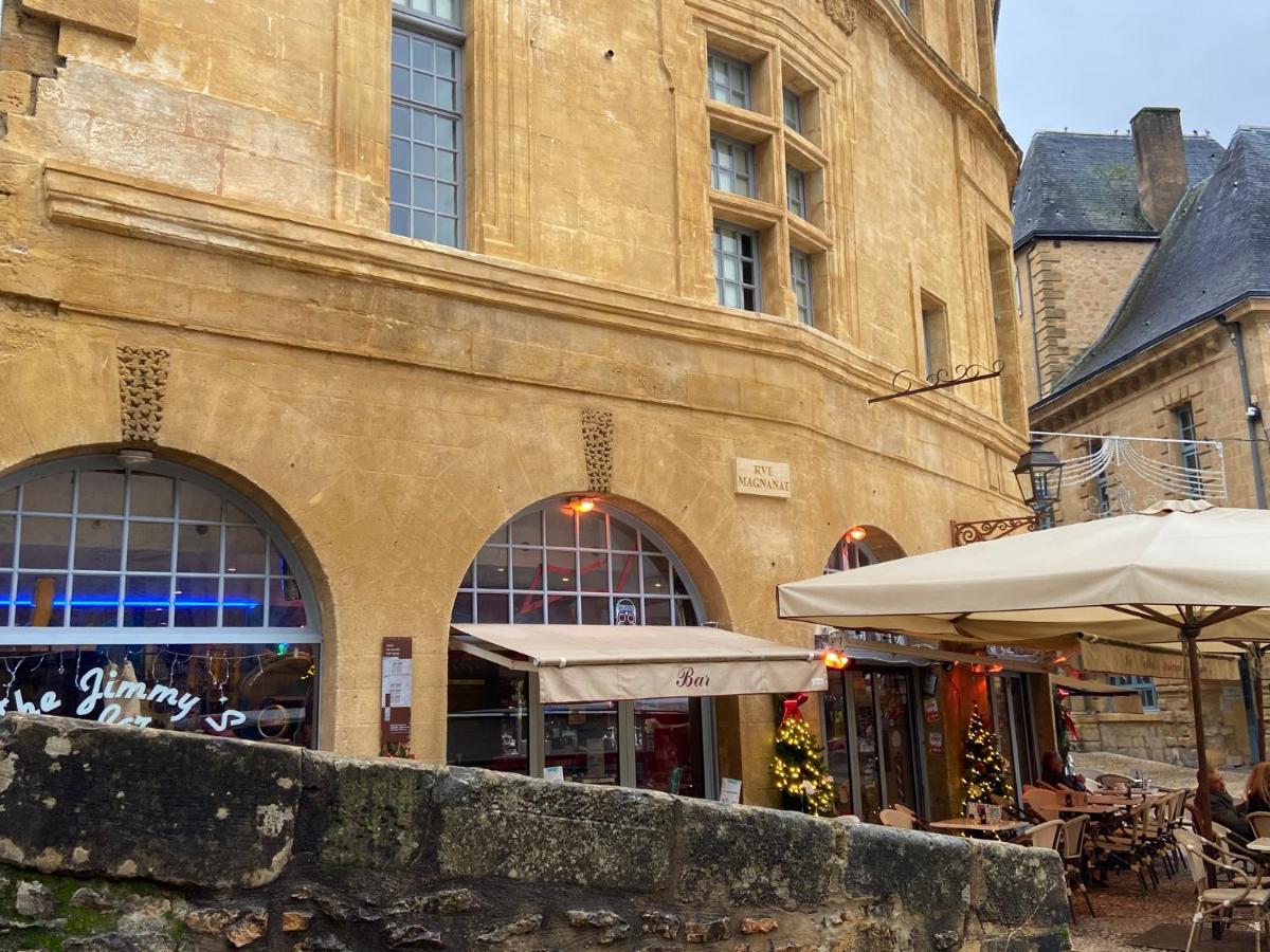 Le Logis - Lescapade-Medievale Sarlat Exterior photo
